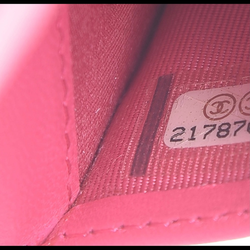 CHANEL Lambskin Quilted Card Holder Wallet Fuchsia - Picture 8 of 10